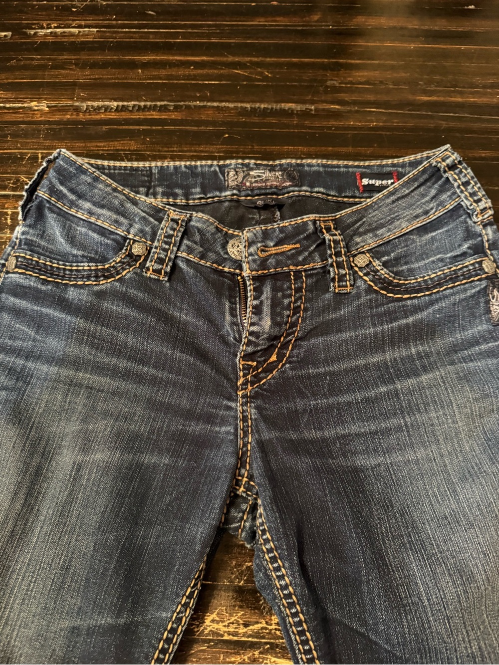 Women's Sliver Skinny Jeans with Contrast Stitching